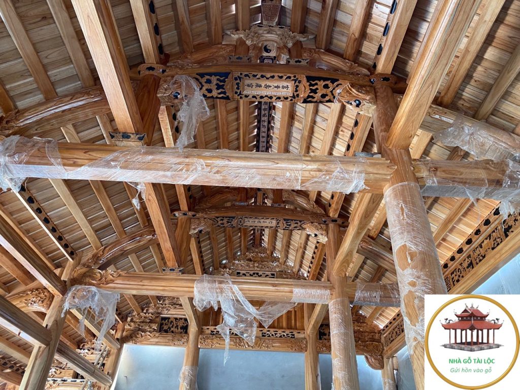 nhà gỗ 5 gian